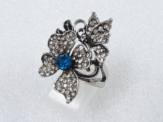 Japanese Kimono / Antique Accessories Metal